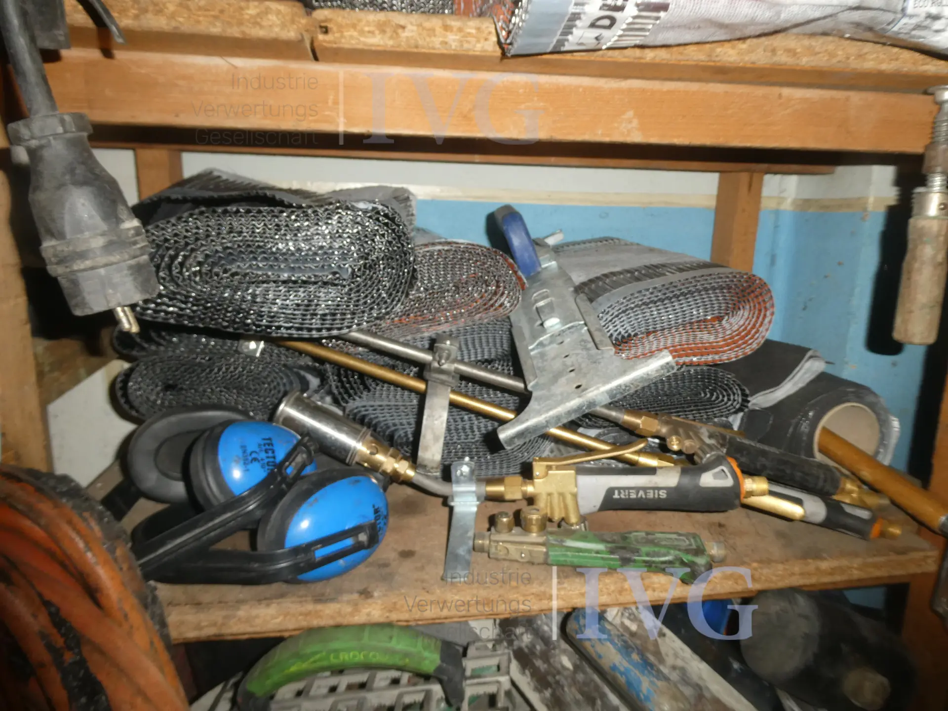Inhoud van de opslagruimte – foto 20 – kavel bij IVG, Oberhausen