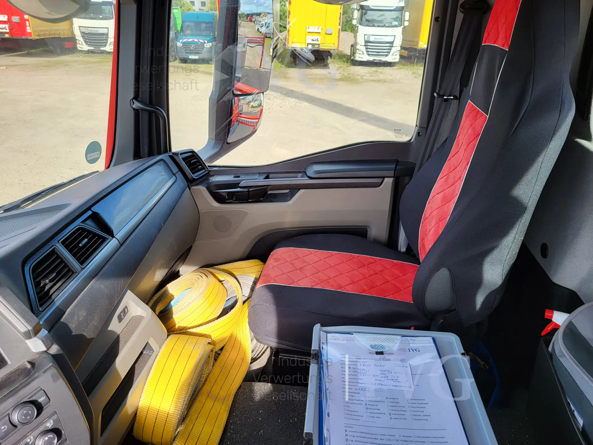 zelfrijdende werkvoertuigen: autokraan MAN TRUCK & BUS TGM – foto 25 – kavel bij IVG, Kirchlengern