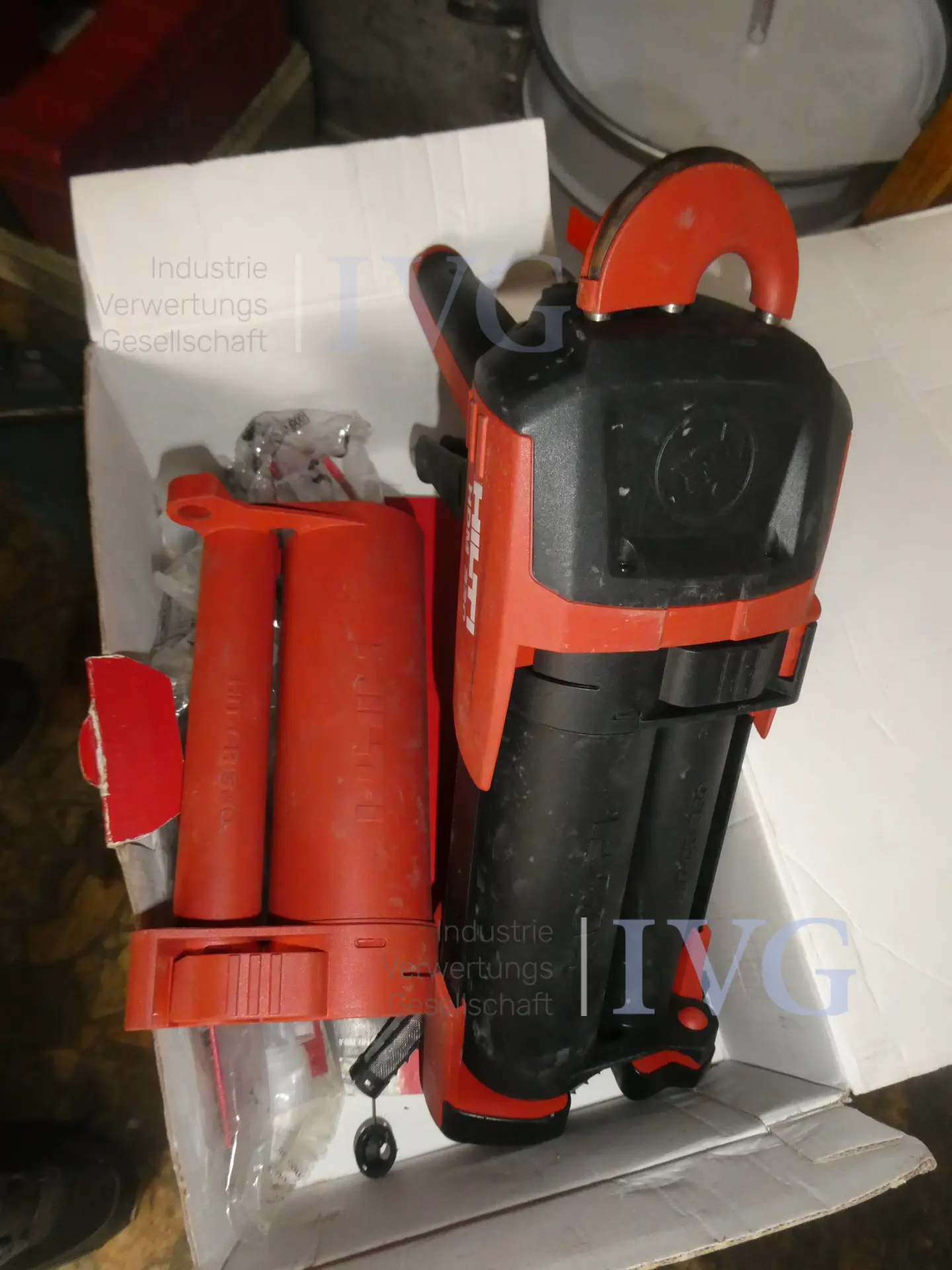 2-Komponenten-Kartuschenpistole HILTI HDM330 – foto 2 – kavel bij IVG, Oberhausen