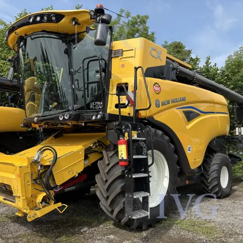 Mähdrescher NEW HOLLAND CX8.80 MY 19