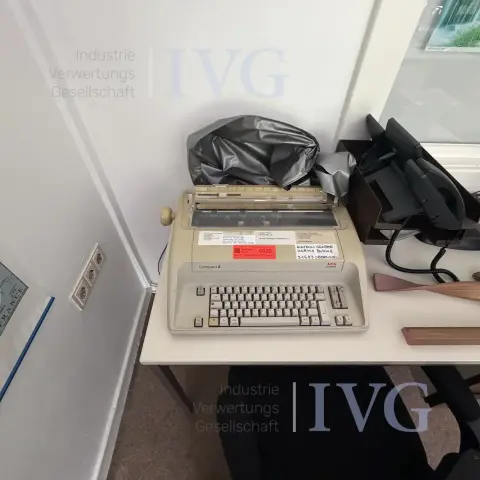 Schreibmaschine AEG Olympia