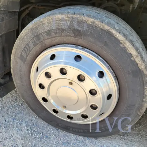 Thumbnail 11