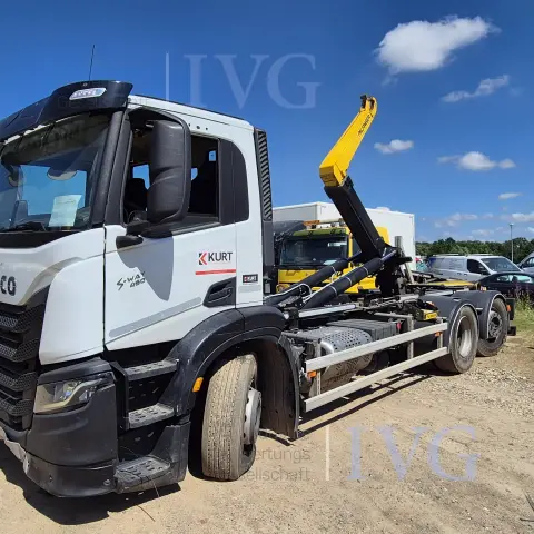 Abrollkipper IVECO S-WAY 460