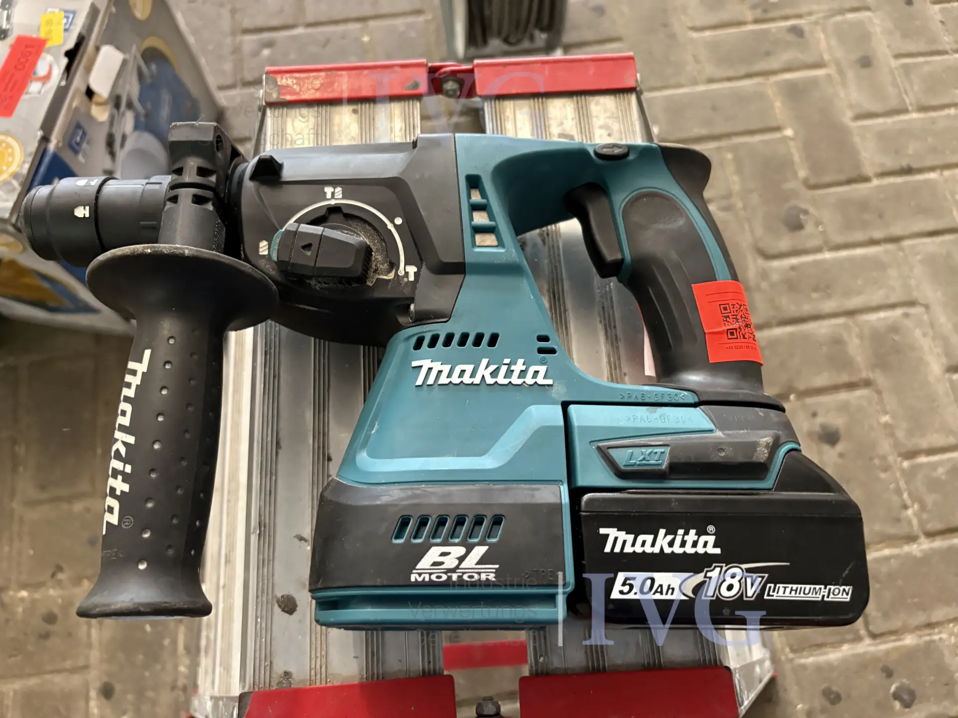 MAKITA DHR243 accuboormachine – foto 3 – kavel bij IVG, Cloppenburg