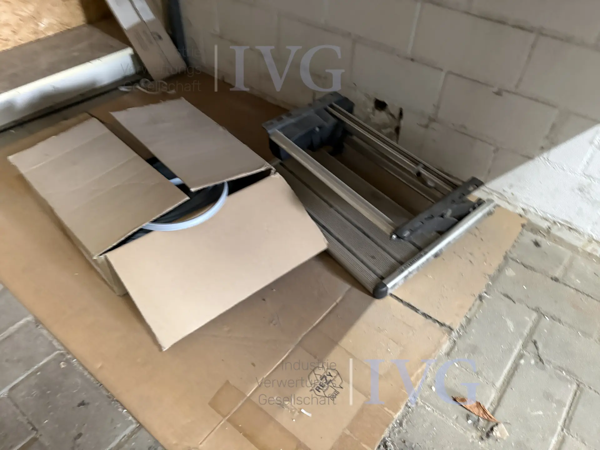 Posten Warenbestand / Ersatzteile / Verbrauchsmaterial – foto 4 – kavel bij IVG, Cloppenburg
