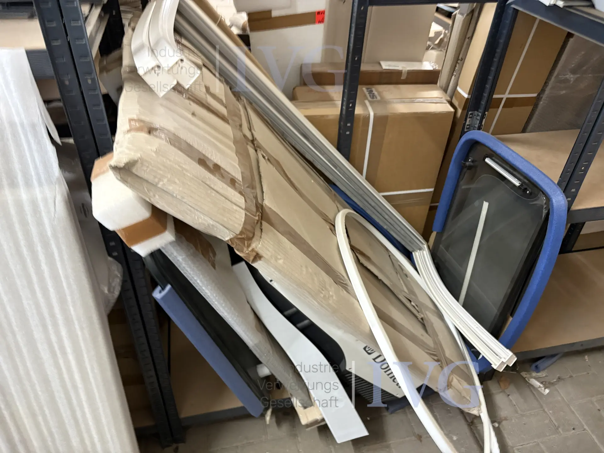Posten Warenbestand / Ersatzteile / Verbrauchsmaterial – foto 7 – kavel bij IVG, Cloppenburg