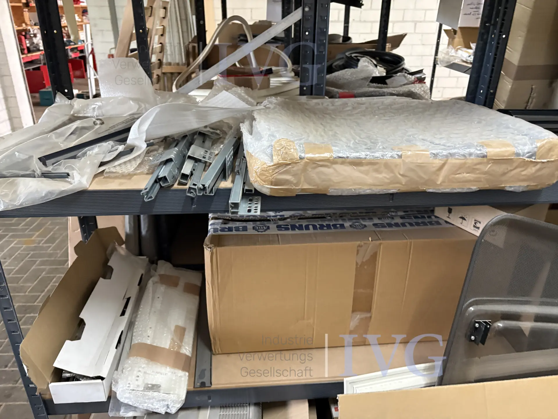Posten Warenbestand / Ersatzteile / Verbrauchsmaterial – foto 10 – kavel bij IVG, Cloppenburg