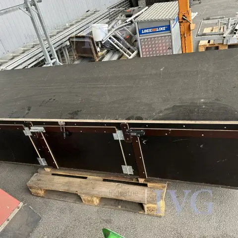 Équipement de rayonnage pour véhicule utilitaire FABRICATION MAISON