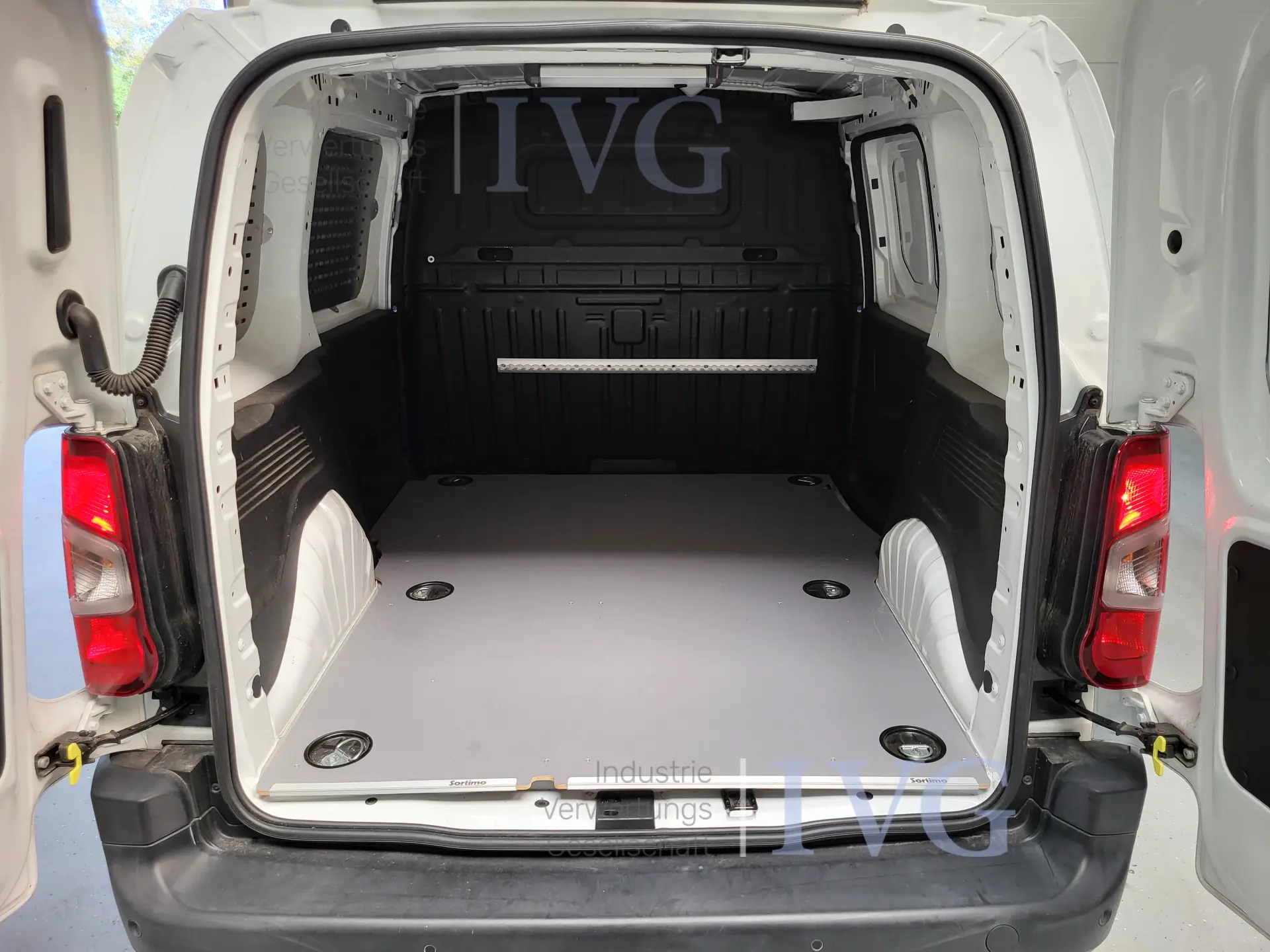 Van OPEL Combo – foto 30 – kavel bij IVG, Kirchlengern