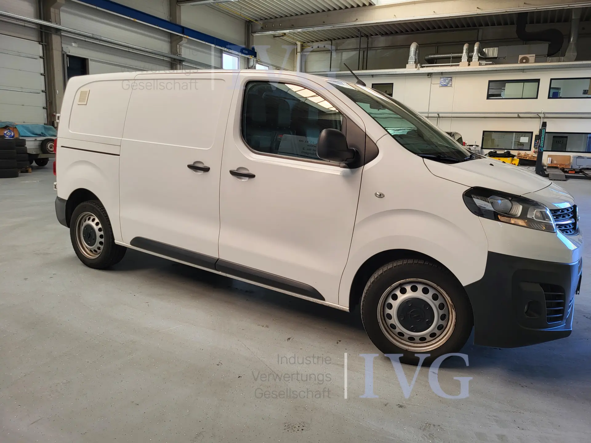 Van OPEL Vivaro – foto 4 – kavel bij IVG, Kirchlengern
