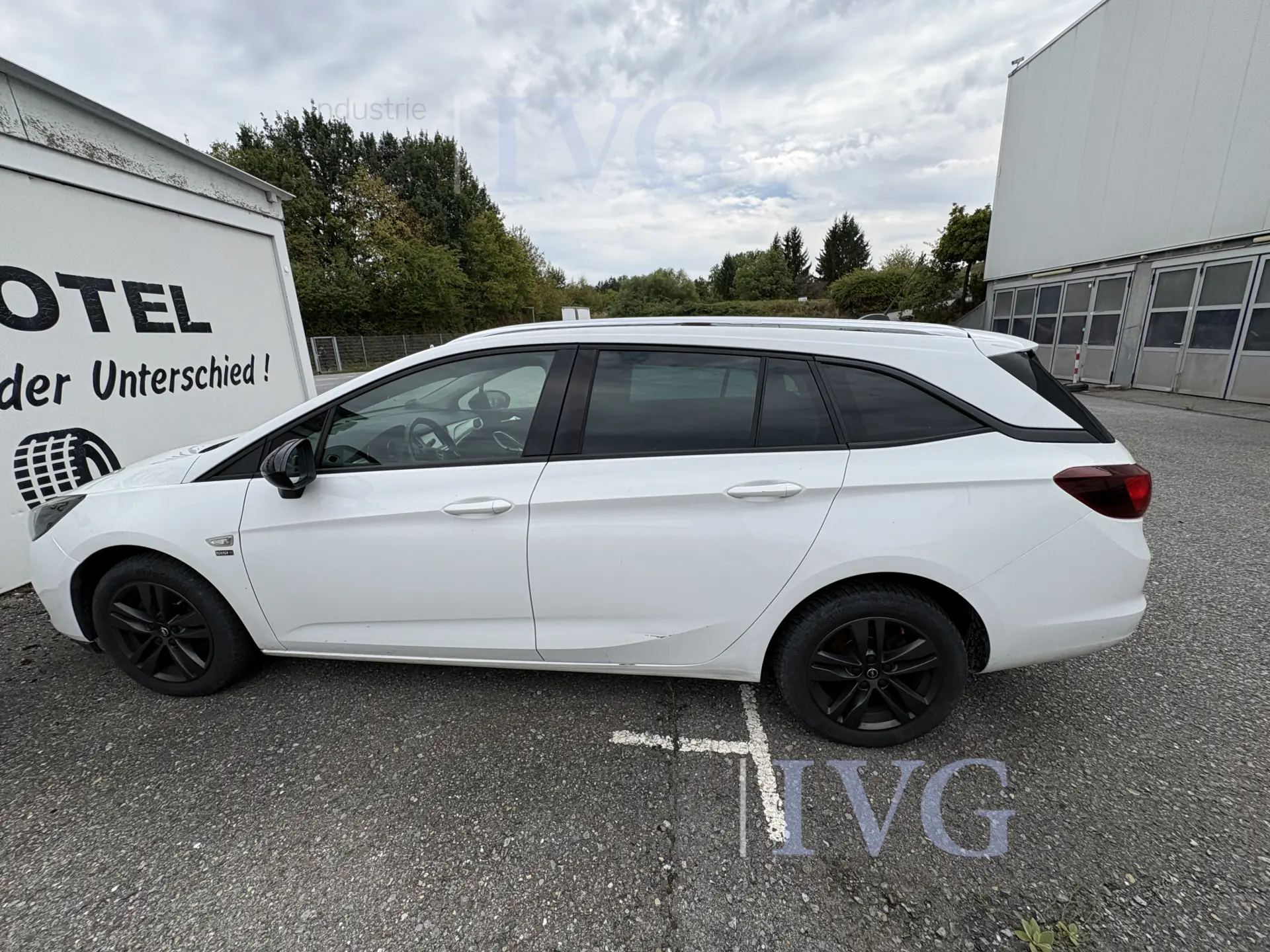 PKW OPEL ASTRA Sports Tourer 1.5D – foto 8 – kavel bij IVG, Schwaigern
