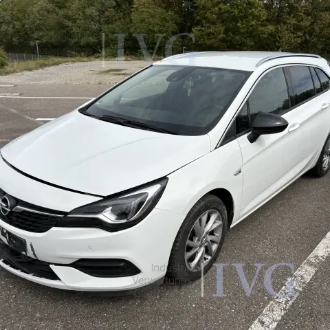 Car (Com. No.: 255651) OPEL Astra ST Elegance 1.5D 122PS S/S AT9