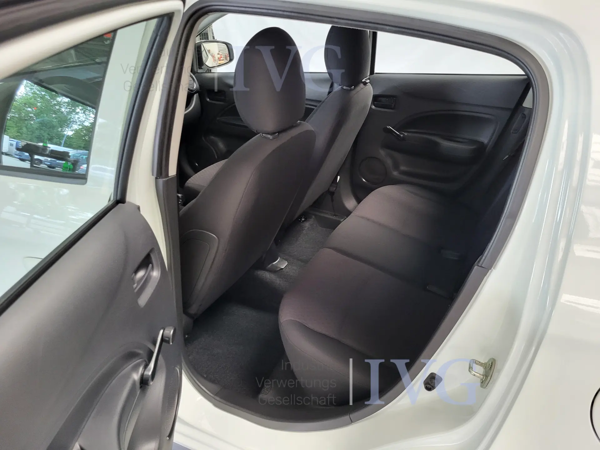 Hatchback MITSUBISHI Space Star – foto 20 – kavel bij IVG, Kirchlengern