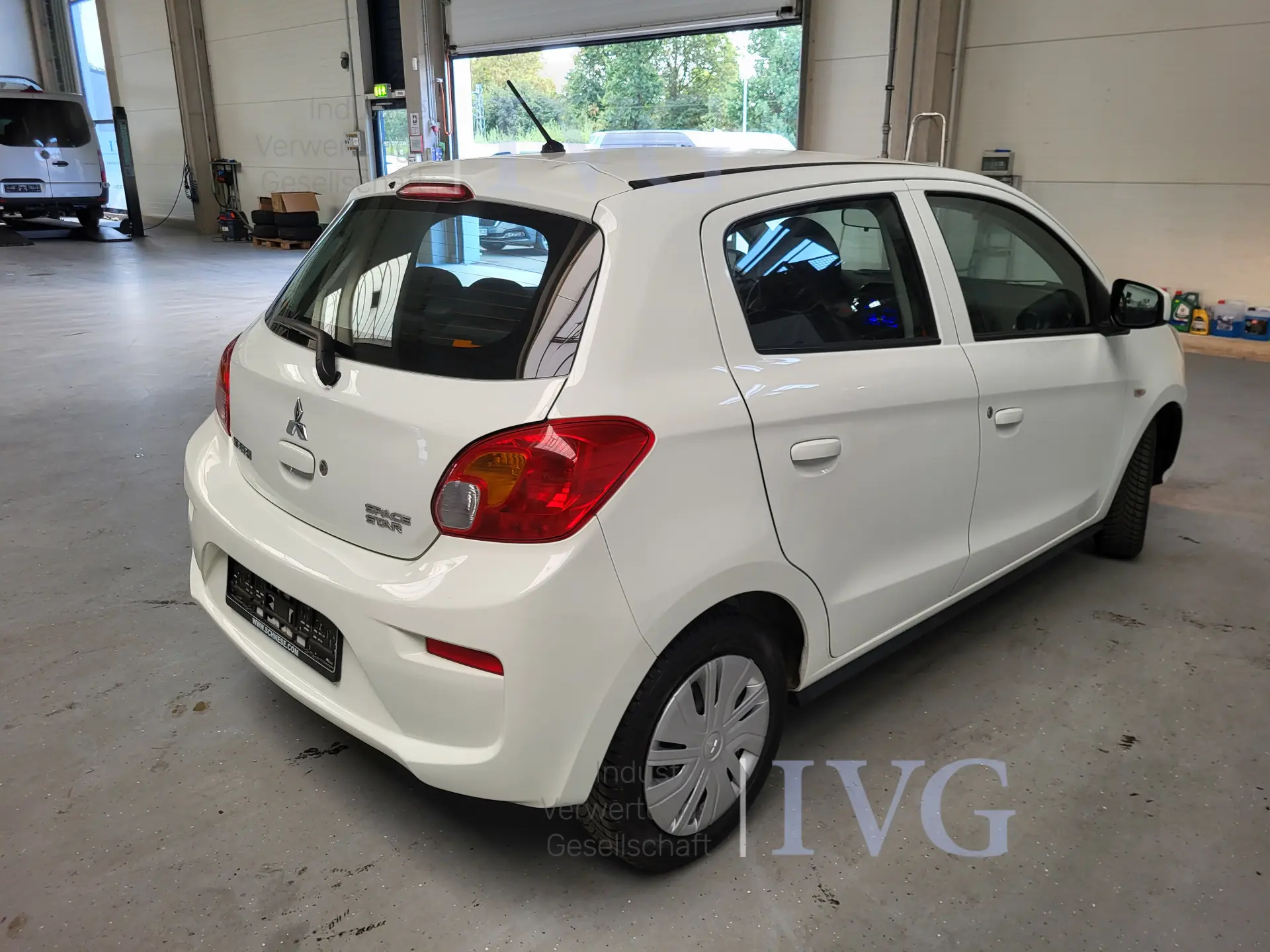 Schräghecklimousine MITSUBISHI Space Star – foto 5 – kavel bij IVG, Kirchlengern