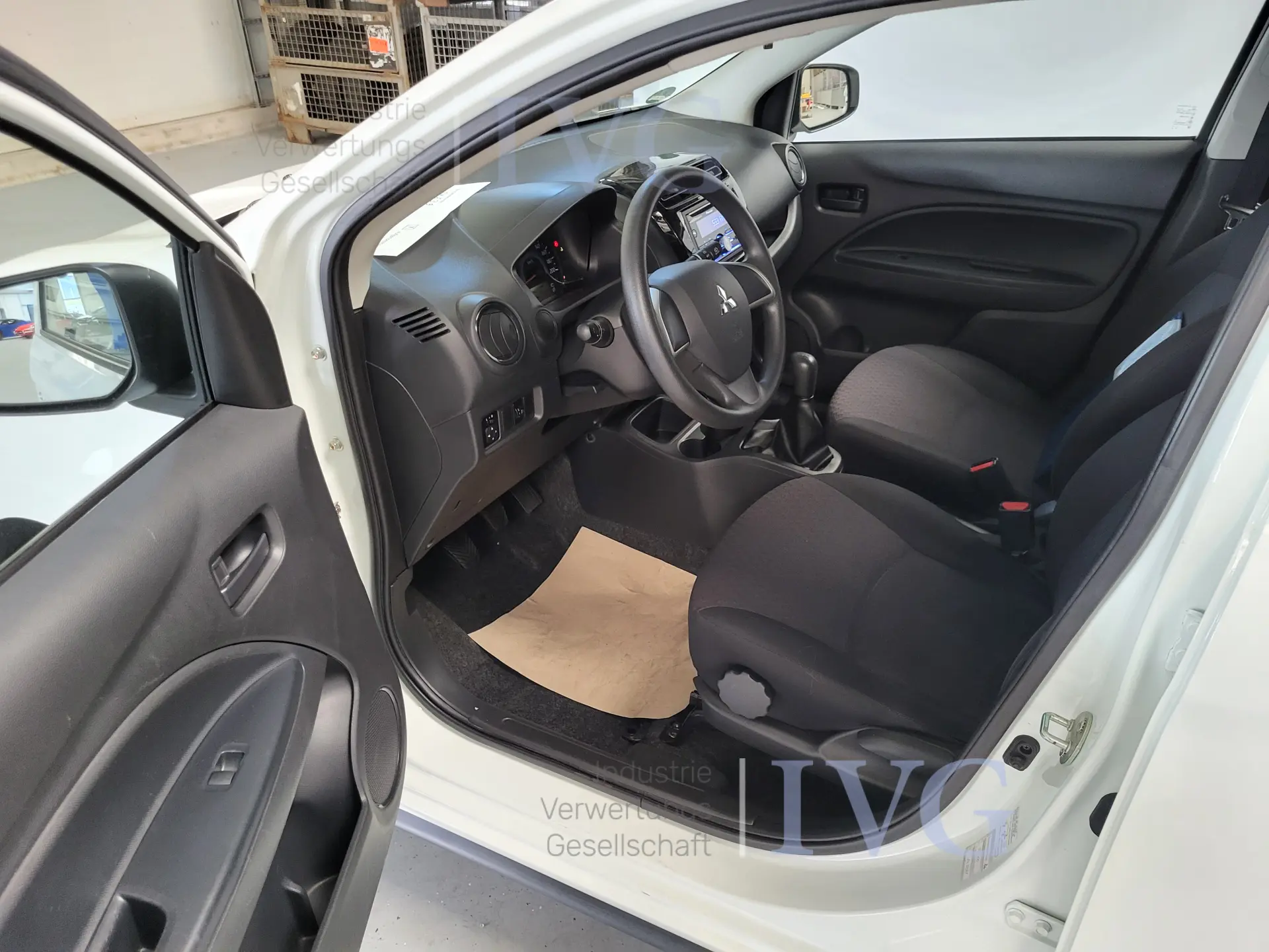 Hatchback MITSUBISHI Space Star – foto 14 – kavel bij IVG, Kirchlengern