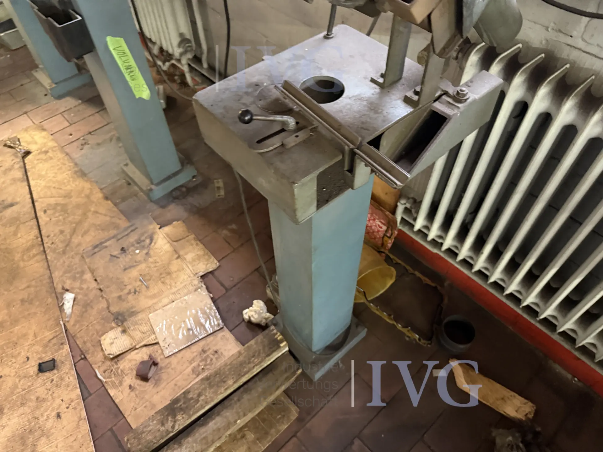 doorslijpmachine – foto 6 – kavel bij IVG, Wilhelmshaven