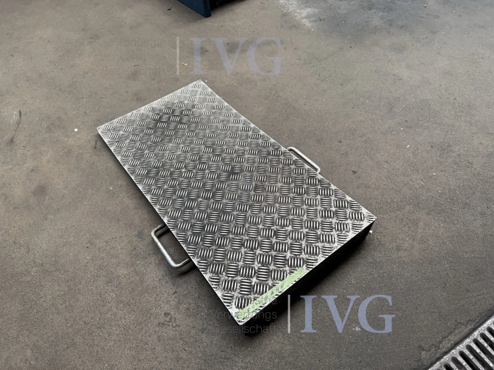 Oprijhellingen – foto 3 – kavel bij IVG, Wilhelmshaven