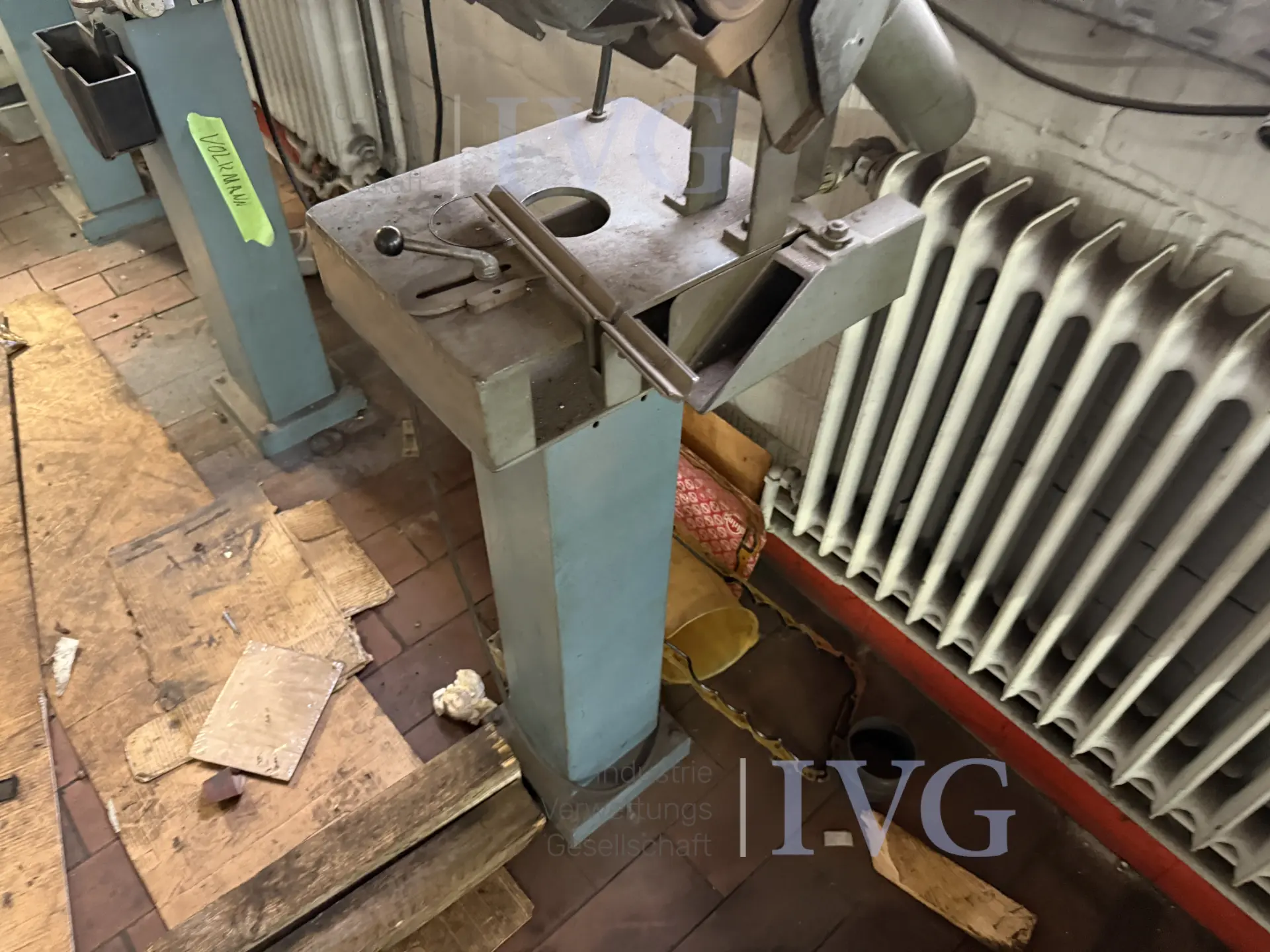 doorslijpmachine – foto 4 – kavel bij IVG, Wilhelmshaven