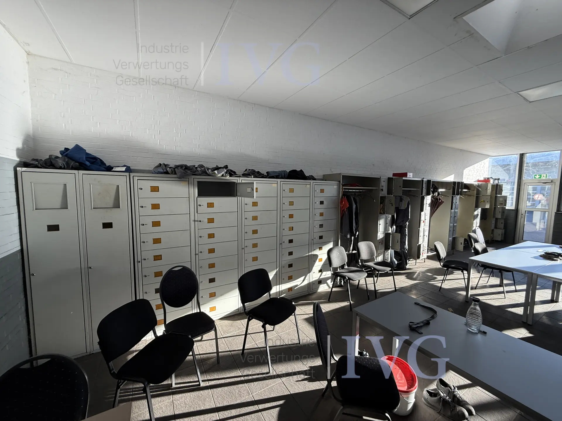 Kluisjesinstallatie – foto 2 – kavel bij IVG, Wilhelmshaven