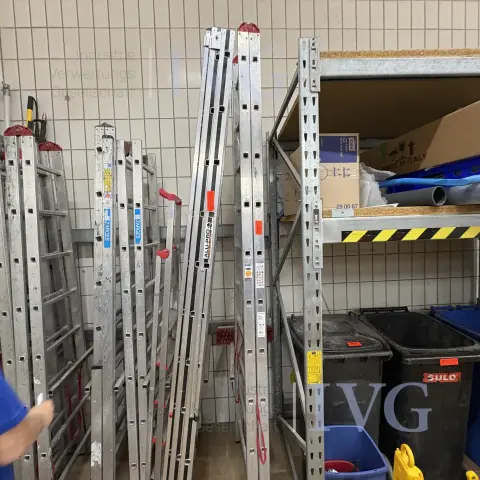 Alu-Stehleiter WÜRTH