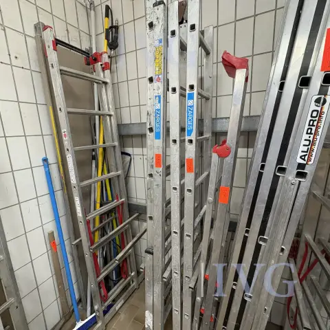Alu-Stehleiter ZARGES