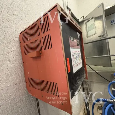 Ladegerät für Flurförderfahrzeuge LINDE Puls 80V/80A Intronic