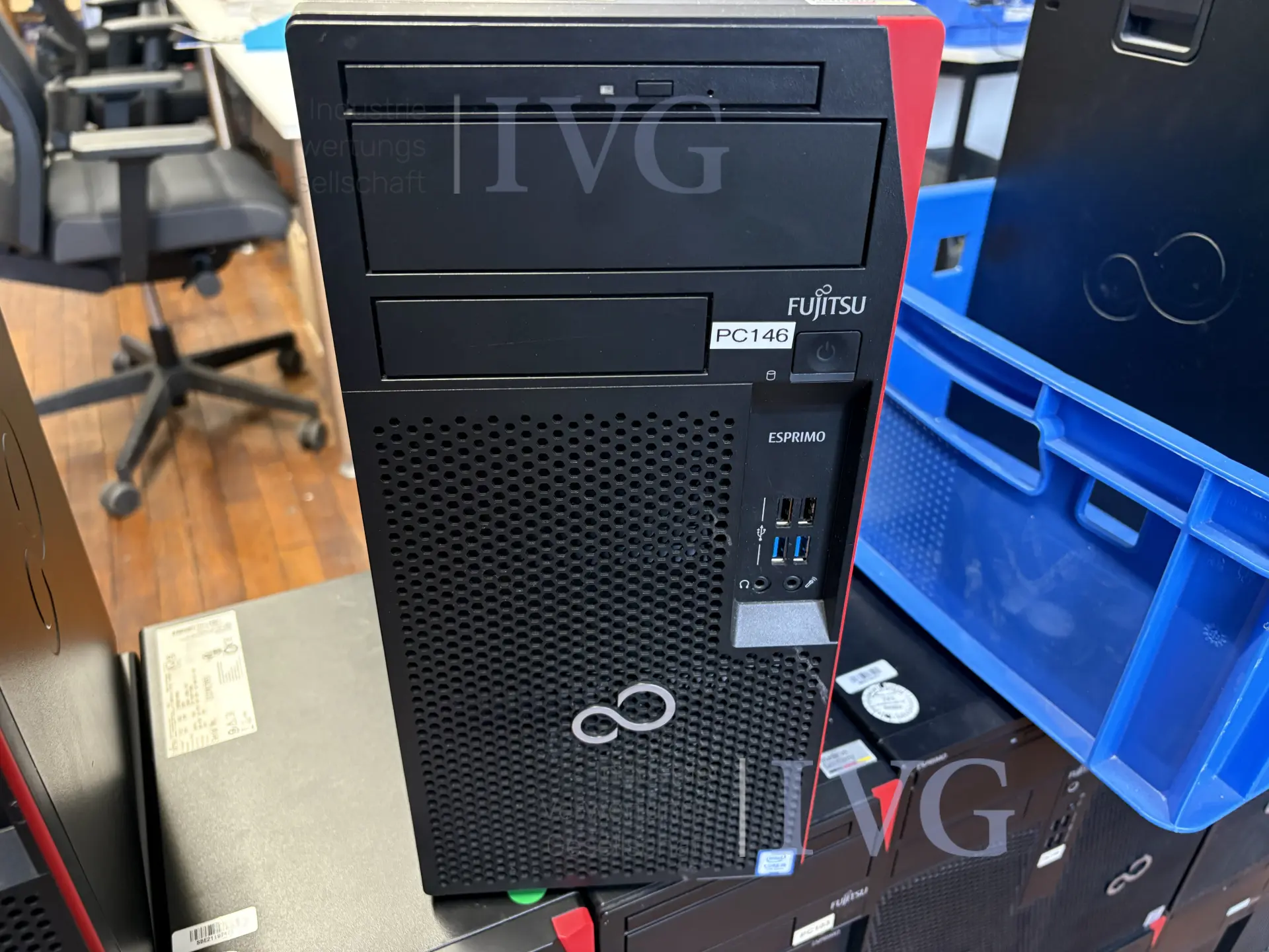 Pc fujitsu esprimo mi16w – foto 3 – kavel bij IVG, Schwaigern