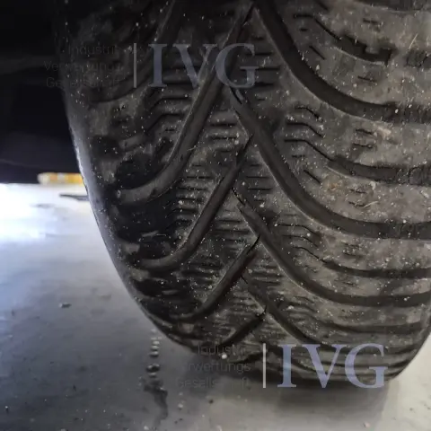 Thumbnail 11
