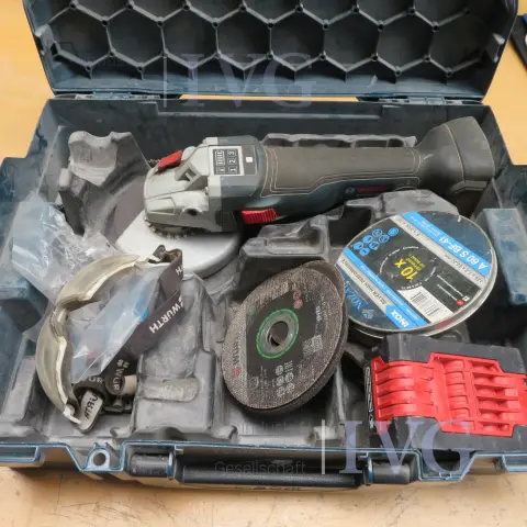 Akku-Winkelschleifer BOSCH GWS18V-10 SC Professional