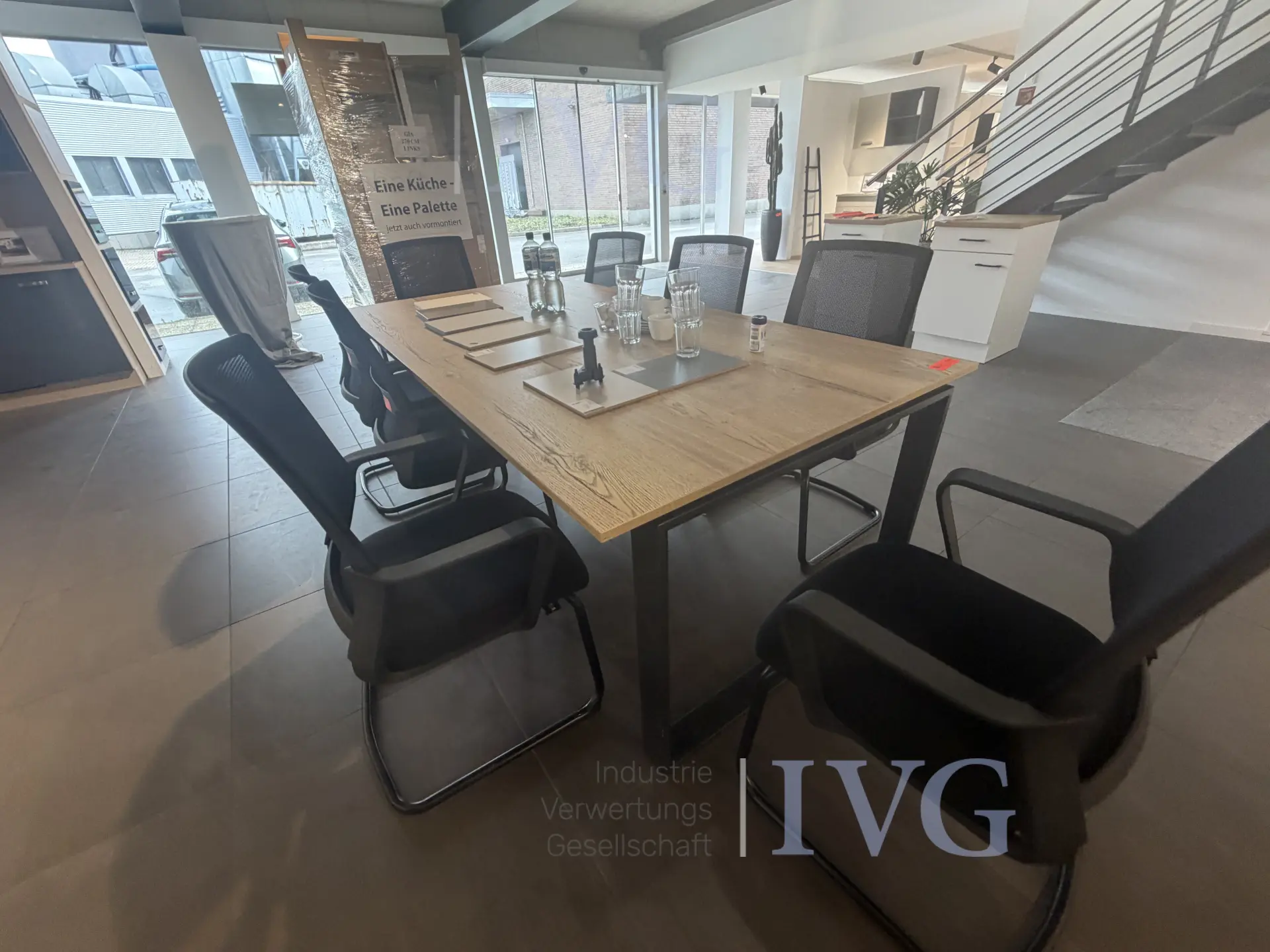 vergadertafel – foto 6 – kavel bij IVG, Rödinghausen