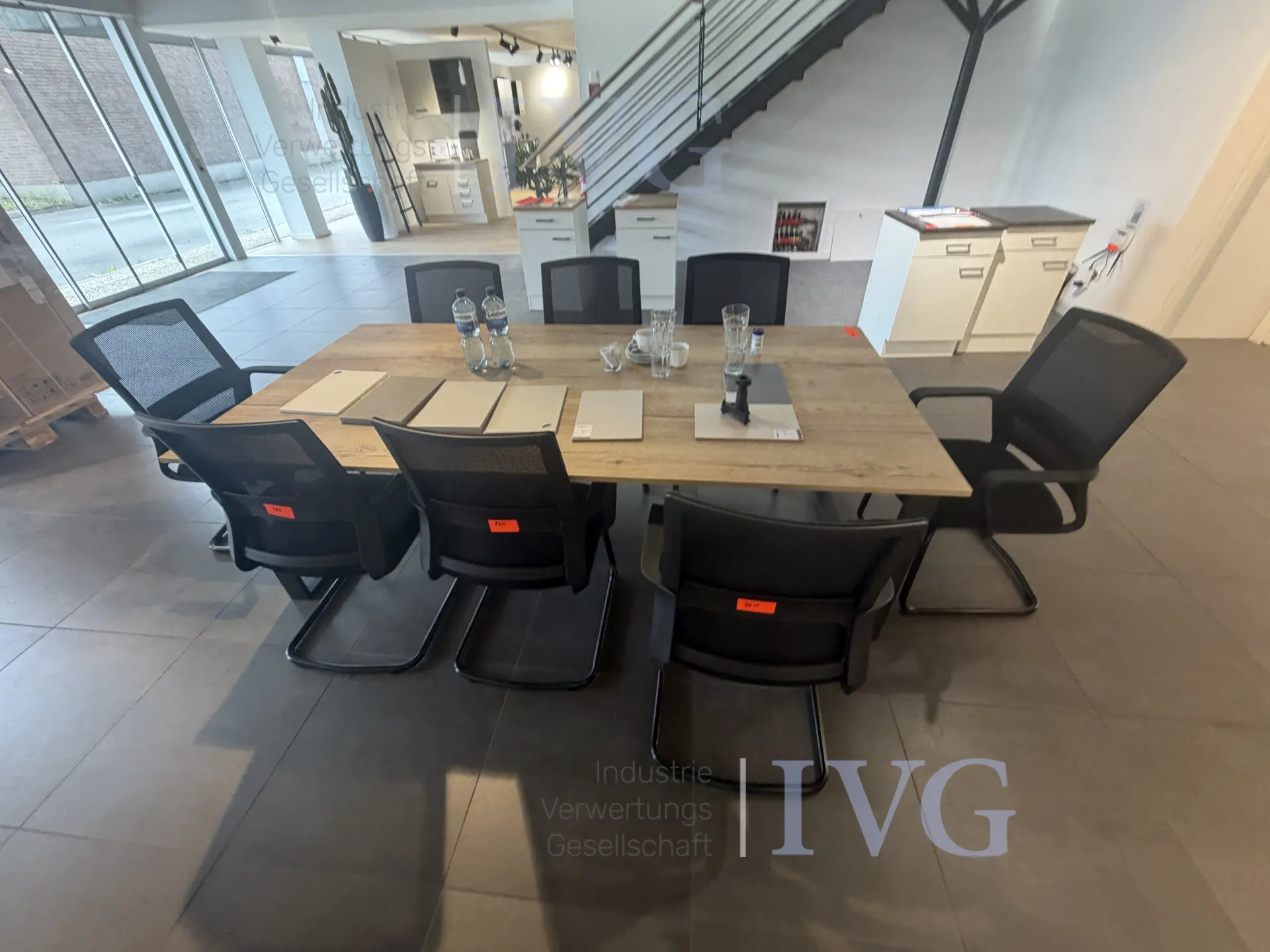vergadertafel – foto 8 – kavel bij IVG, Rödinghausen