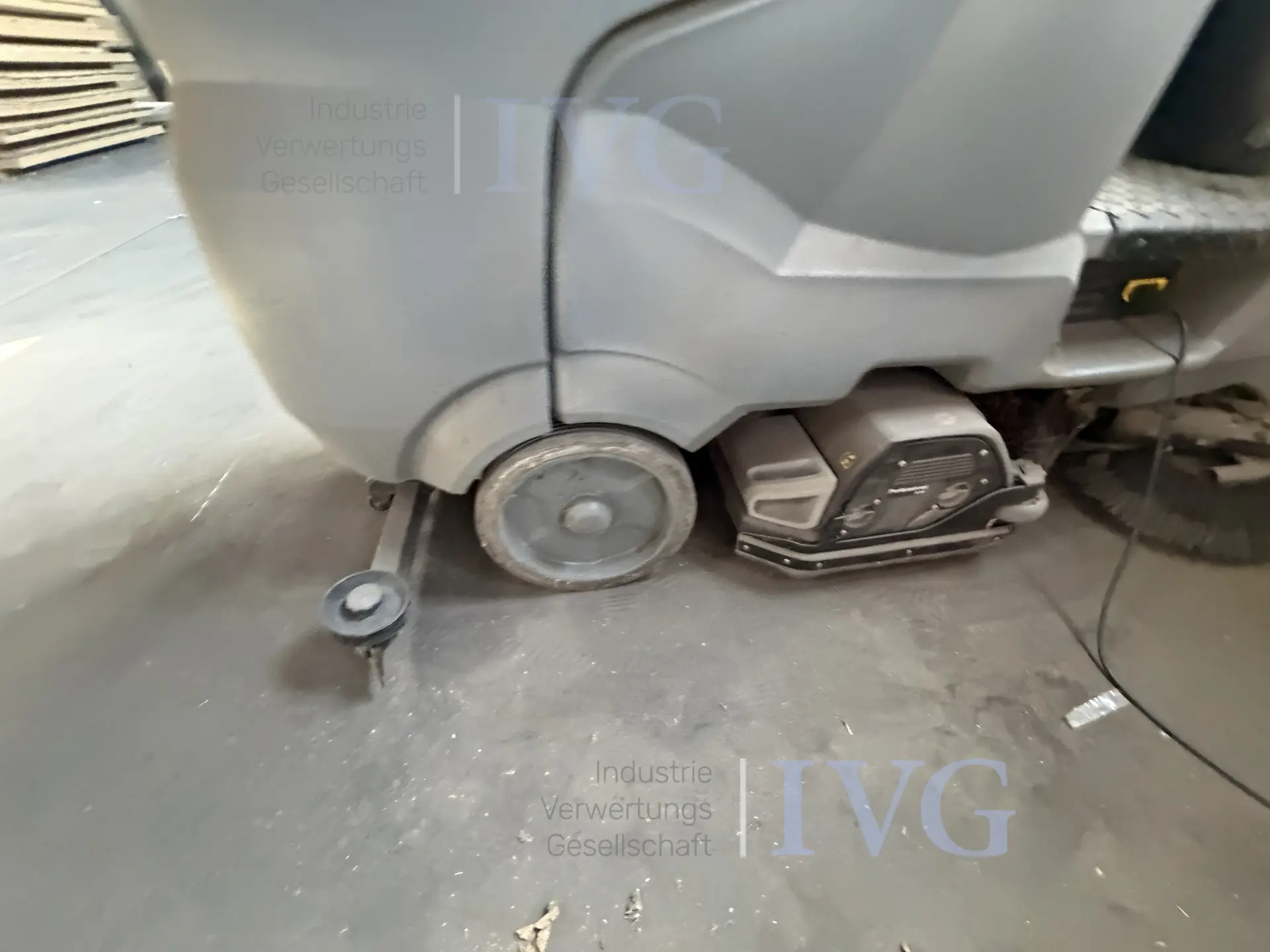 Aufsitzkehrmaschine KÄRCHER Professional B150R – foto 16 – kavel bij IVG, Rödinghausen