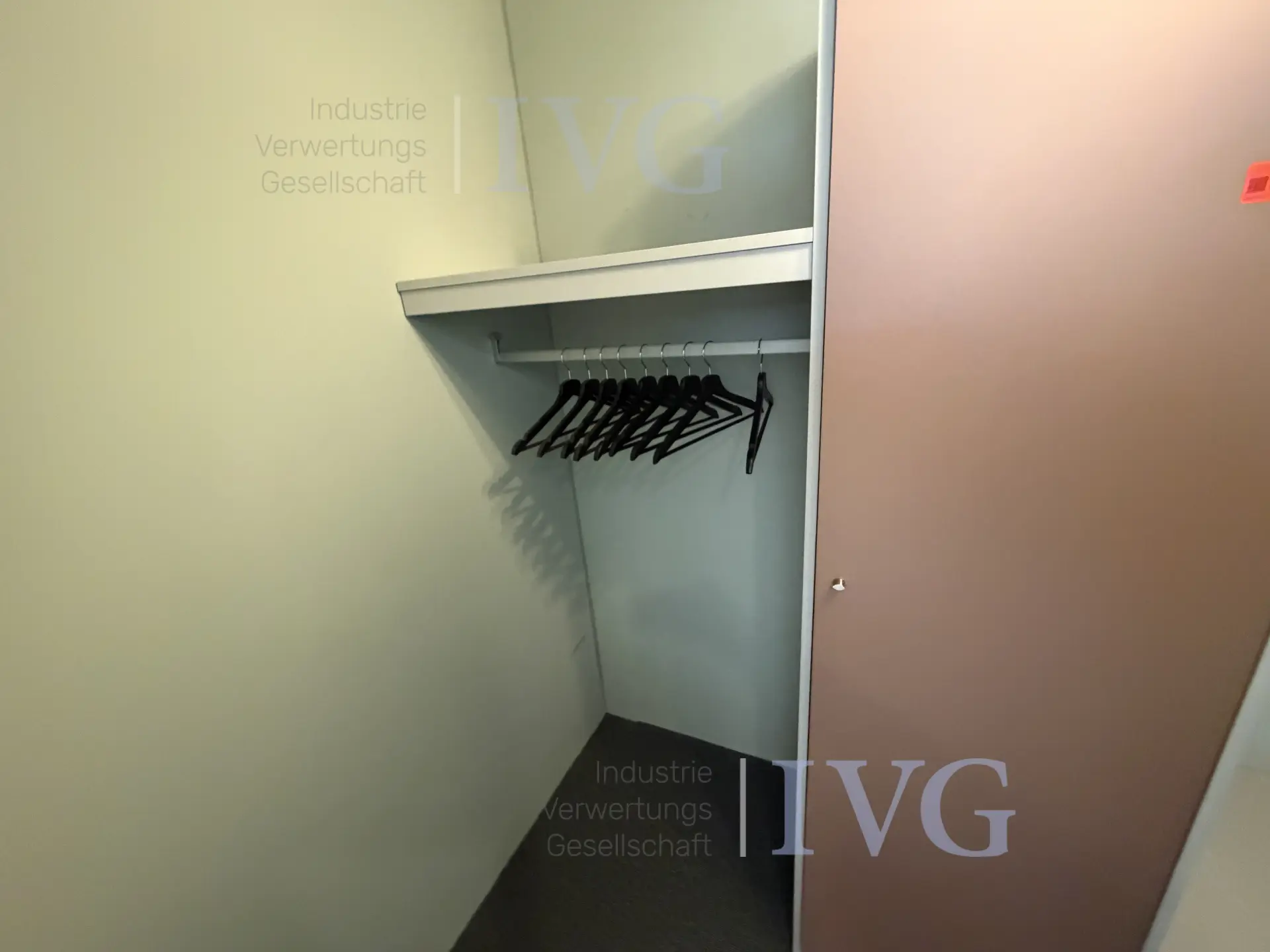 Inbouwkast – foto 5 – kavel bij IVG, Rödinghausen