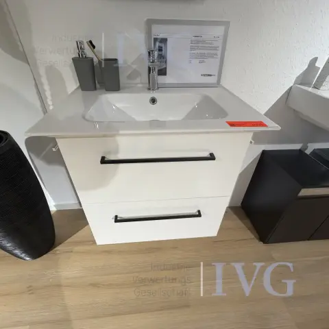 Badezimmerschrank