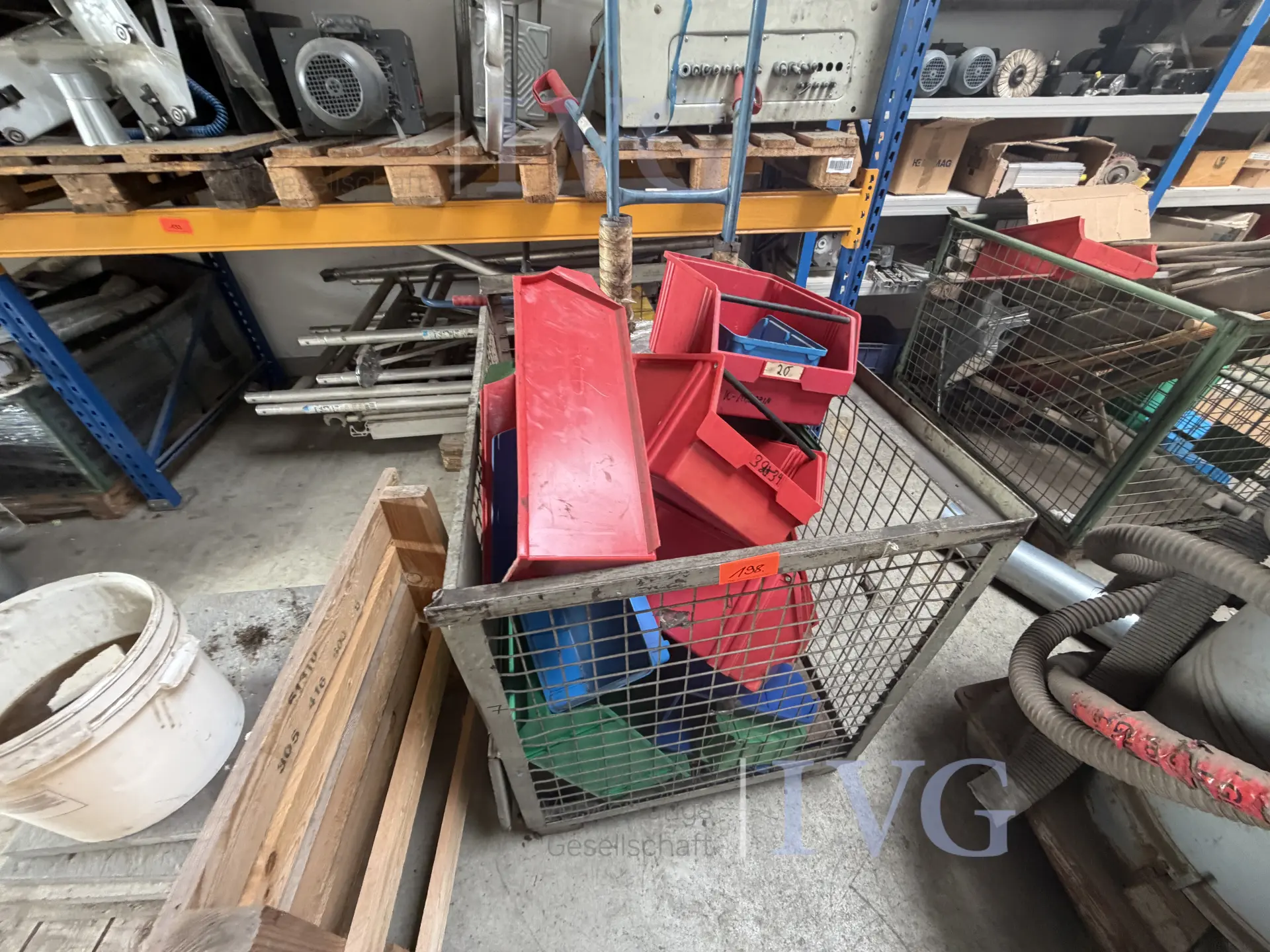 Partij gaasboxen – foto 5 – kavel bij IVG, Rödinghausen