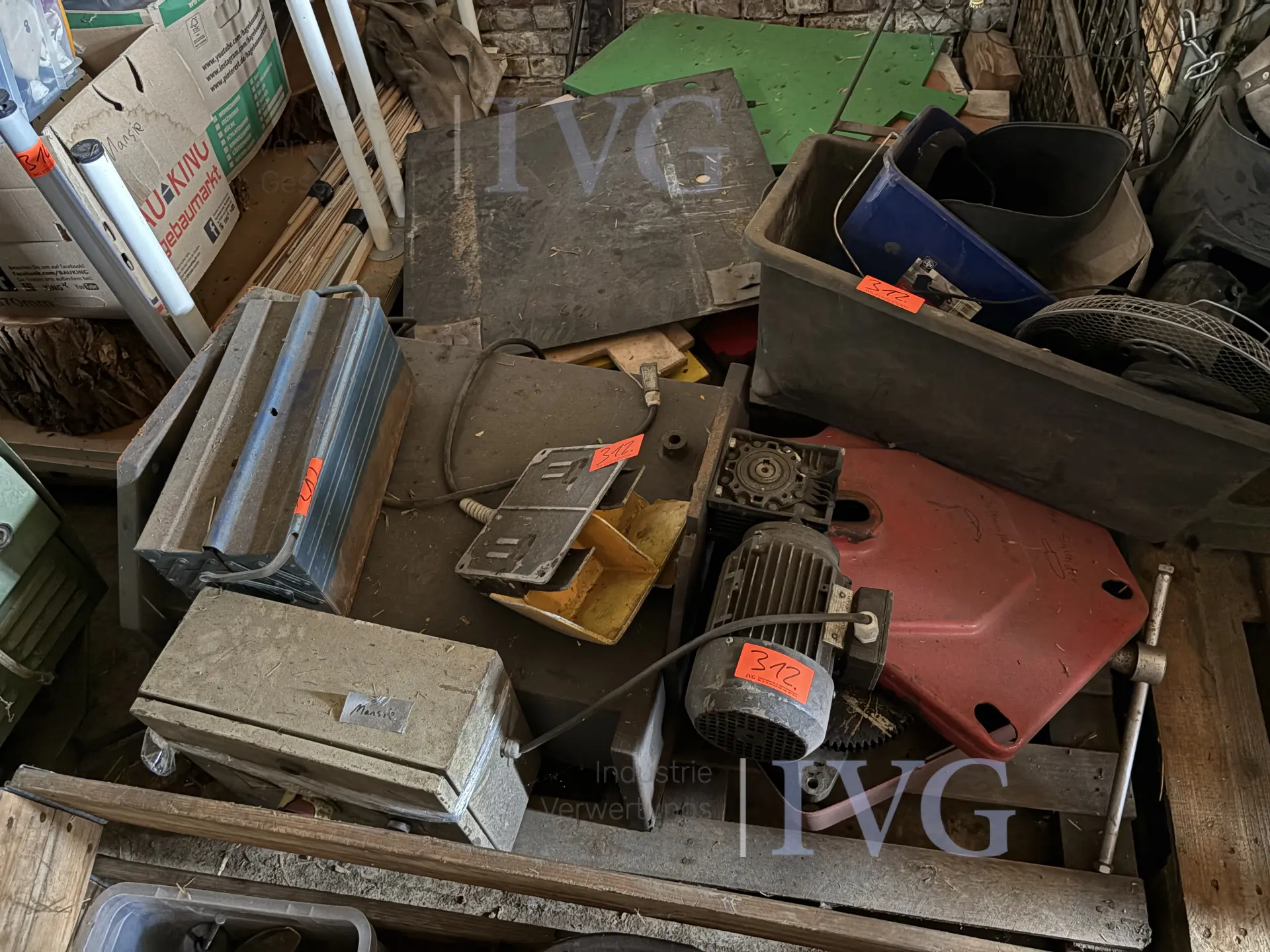 Paletteninhalt – kavel bij IVG, Westerstede
