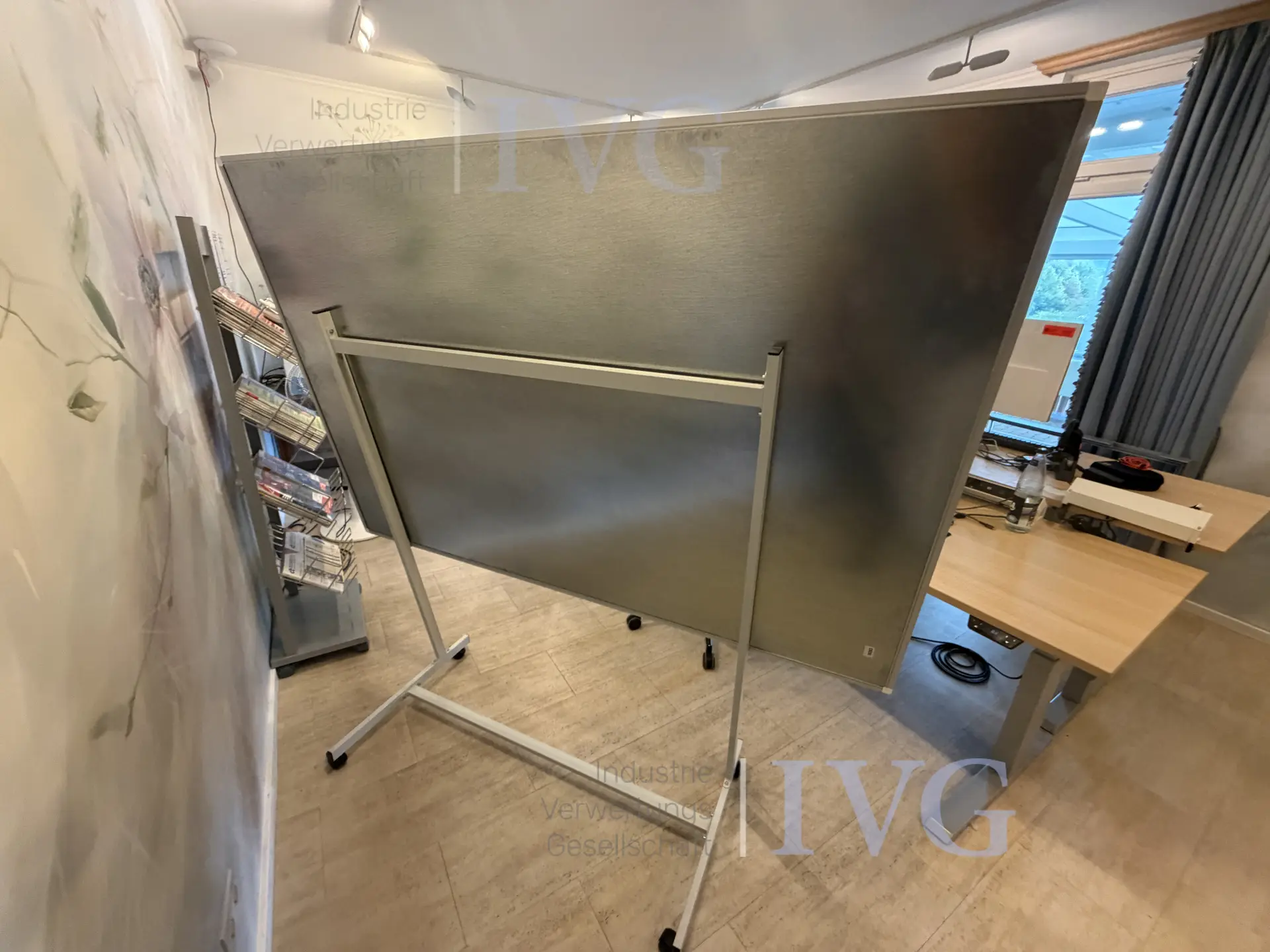 mobiles Whiteboard LEGAMASTER – foto 3 – kavel bij IVG, Bad Salzuflen