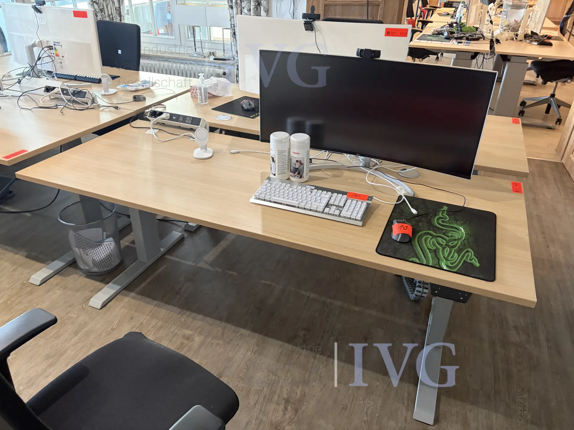 elektrisch in hoogte verstelbare bureaus – foto 5 – kavel bij IVG, Bad Salzuflen