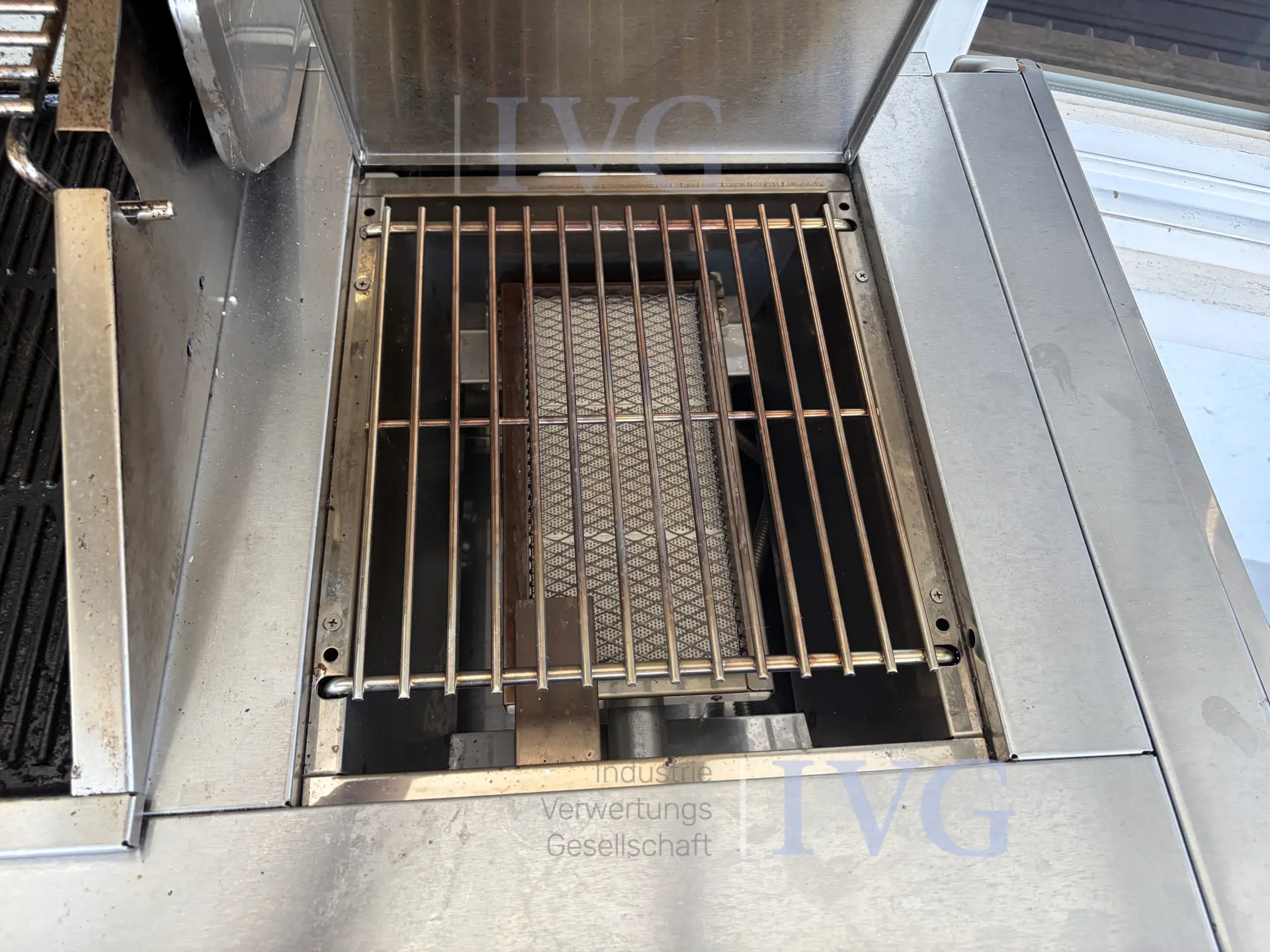 Gasbarbecue SANTOS P 618 – foto 12 – kavel bij IVG, Bad Salzuflen