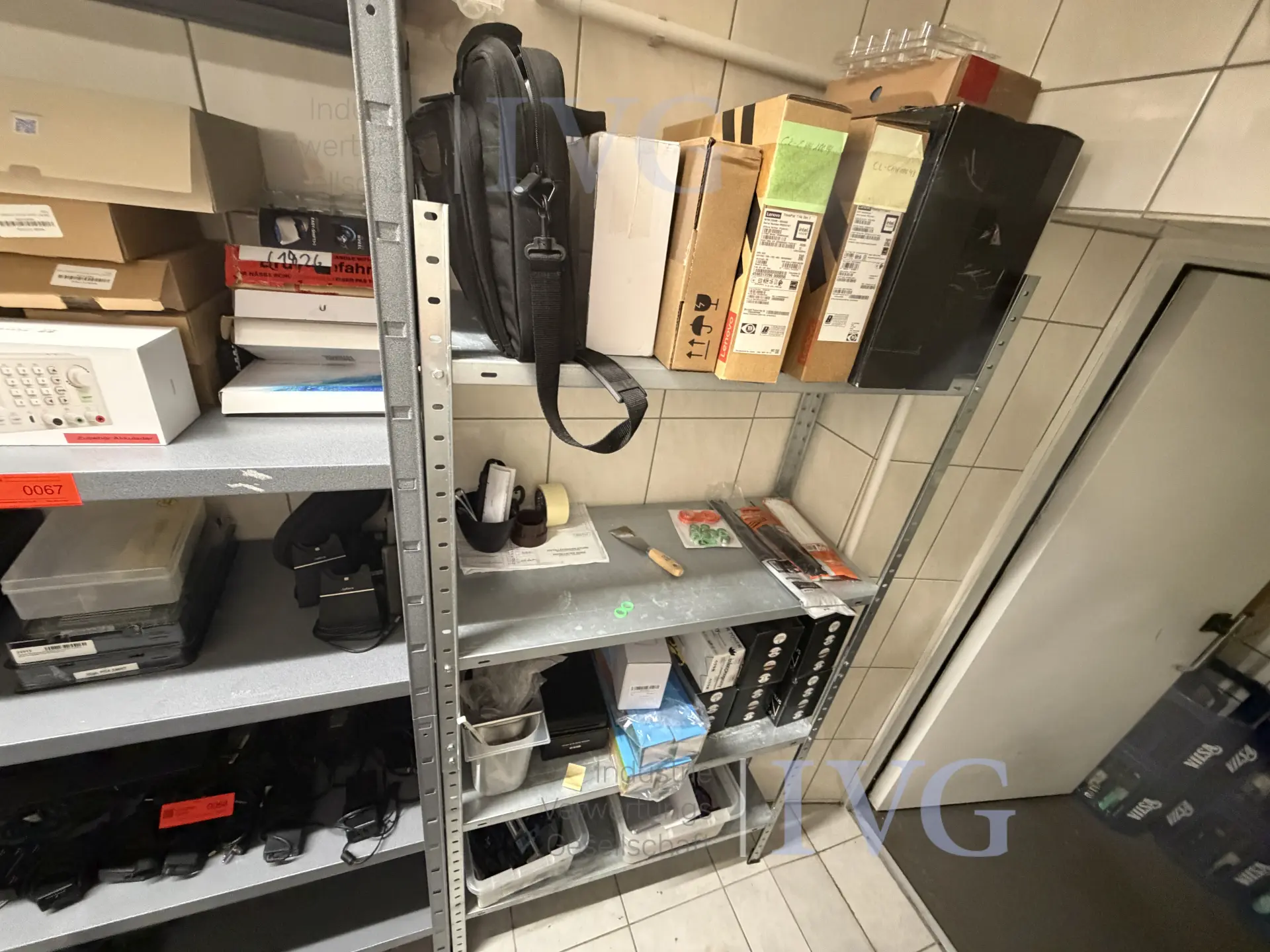 Stalen in elkaar te zetten rek – foto 6 – kavel bij IVG, Bad Salzuflen