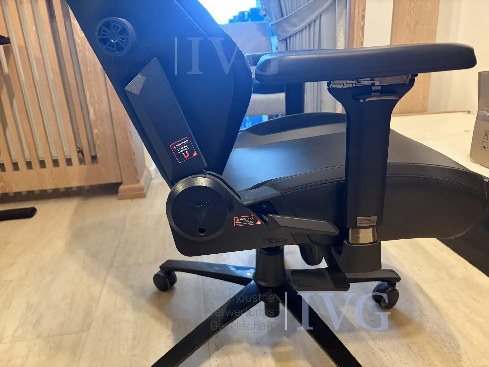 elektrisch höhenverstellbarer Schreibtisch MAGNUS – foto 11 – kavel bij IVG, Bad Salzuflen