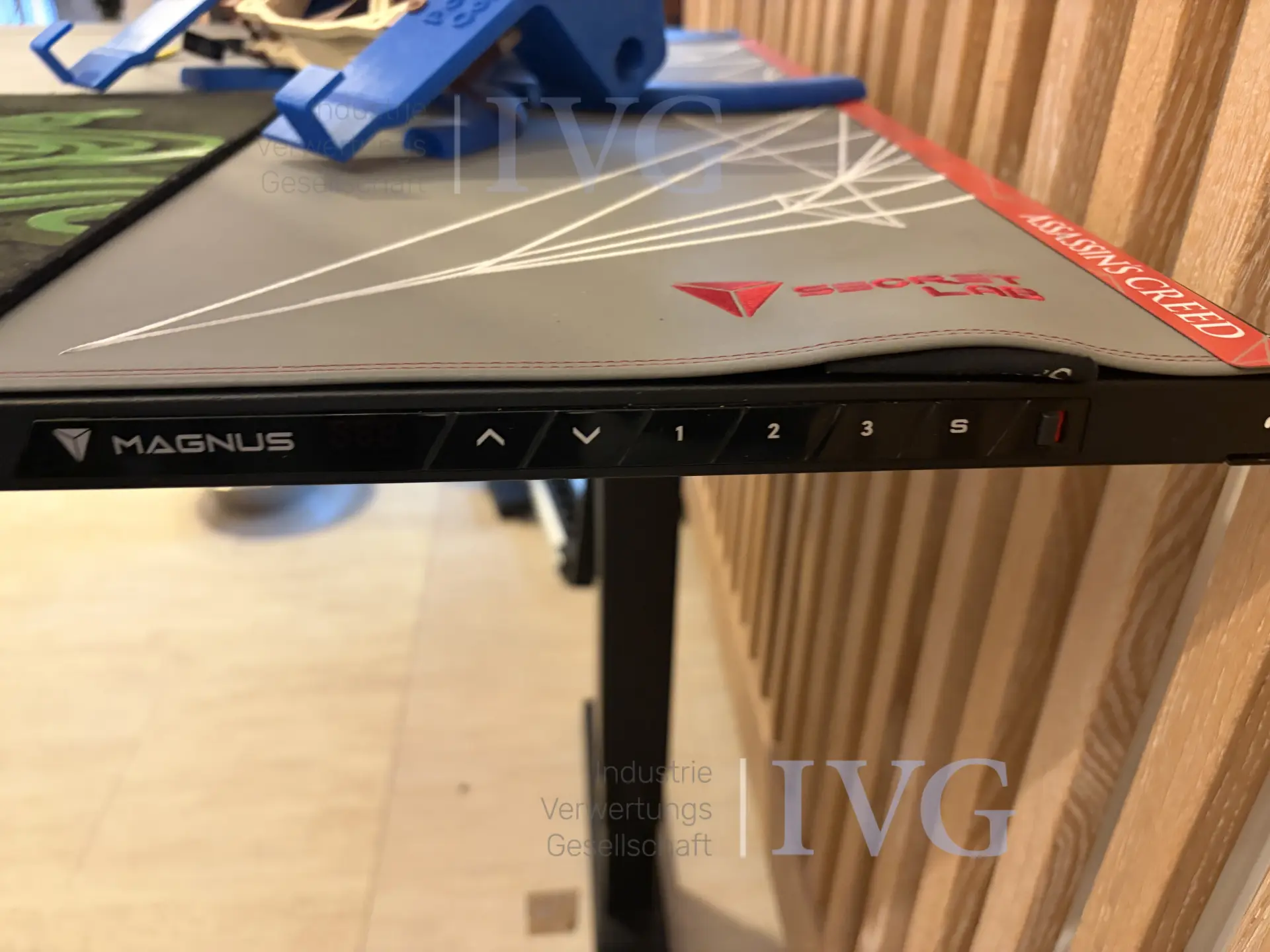 elektrisch höhenverstellbarer Schreibtisch MAGNUS – foto 2 – kavel bij IVG, Bad Salzuflen