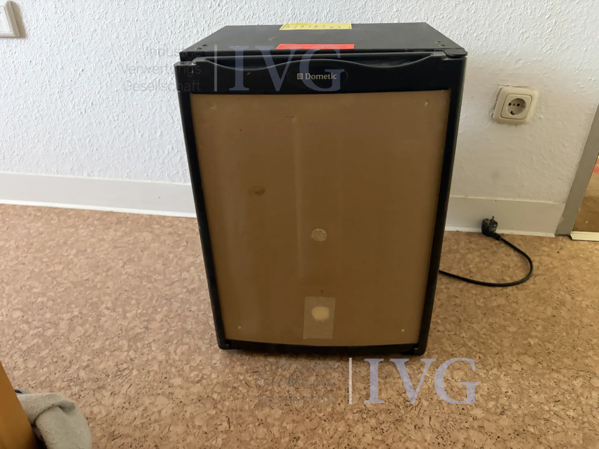 Kühlschrank DOMETIC MF20-60 – foto 2 – kavel bij IVG, Bad Salzuflen