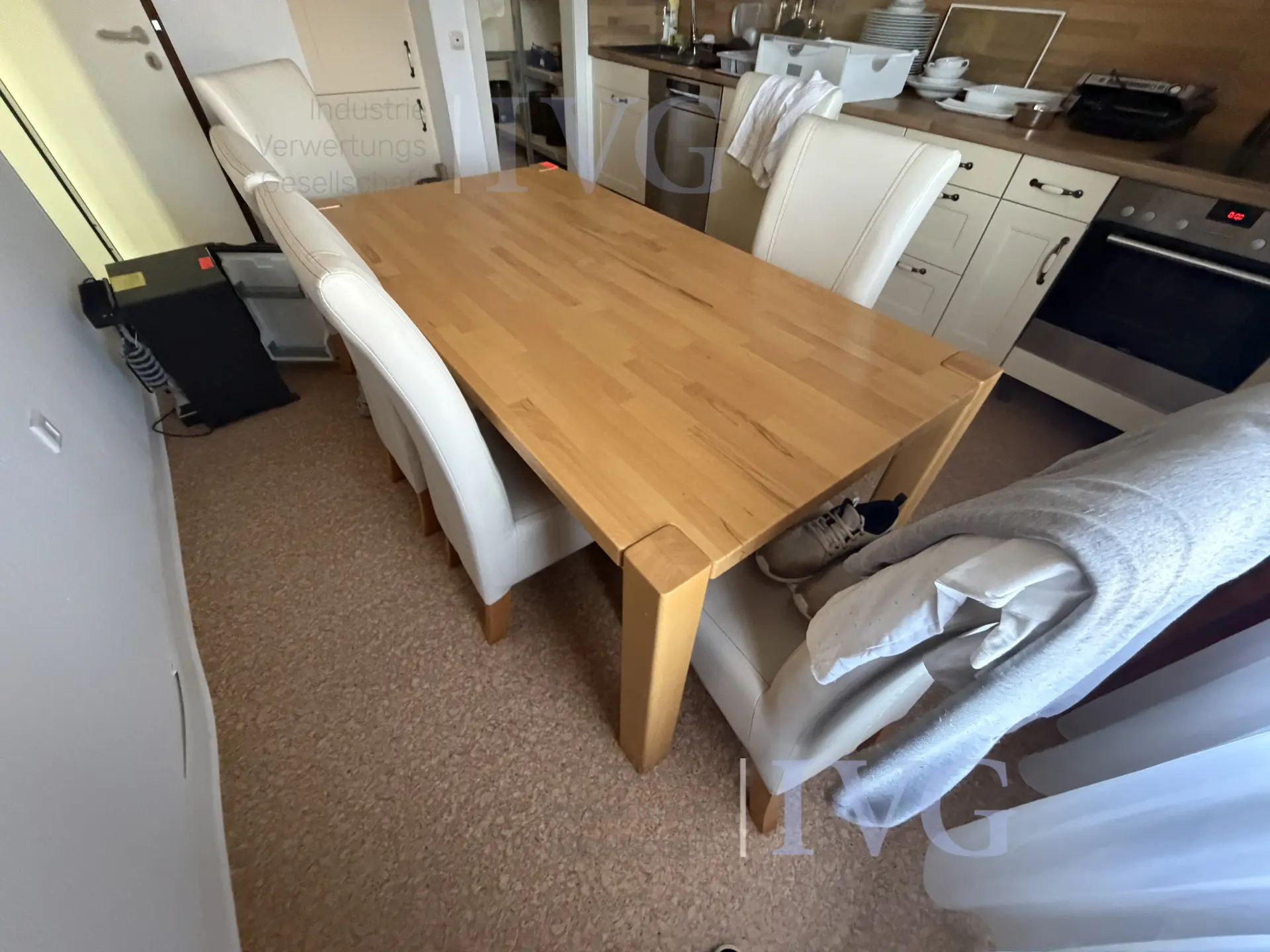 Eettafel (houtlook) – foto 6 – kavel bij IVG, Bad Salzuflen