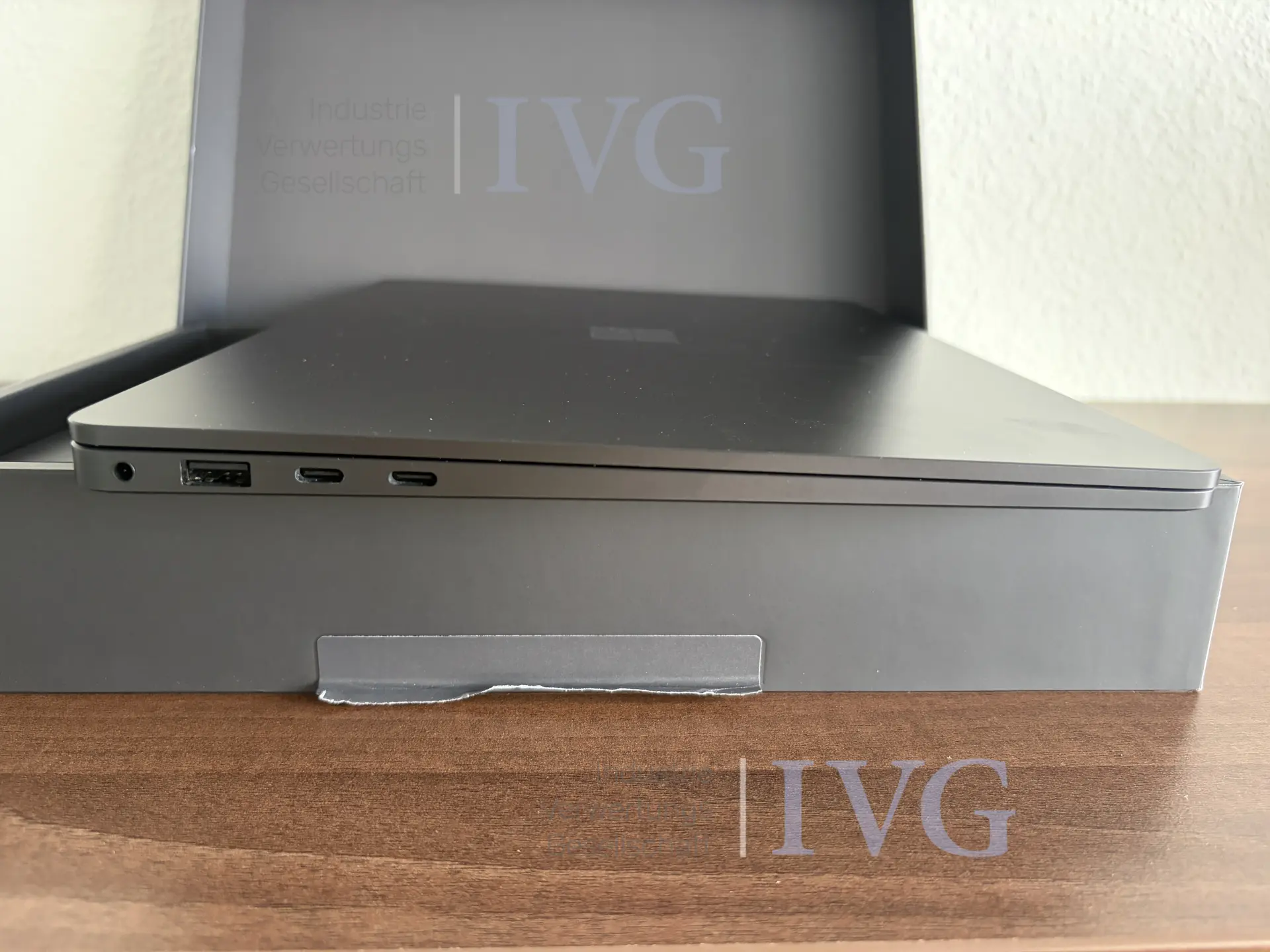 Notebook MICROSOFT Surface 2036 – foto 10 – kavel bij IVG, Bad Salzuflen