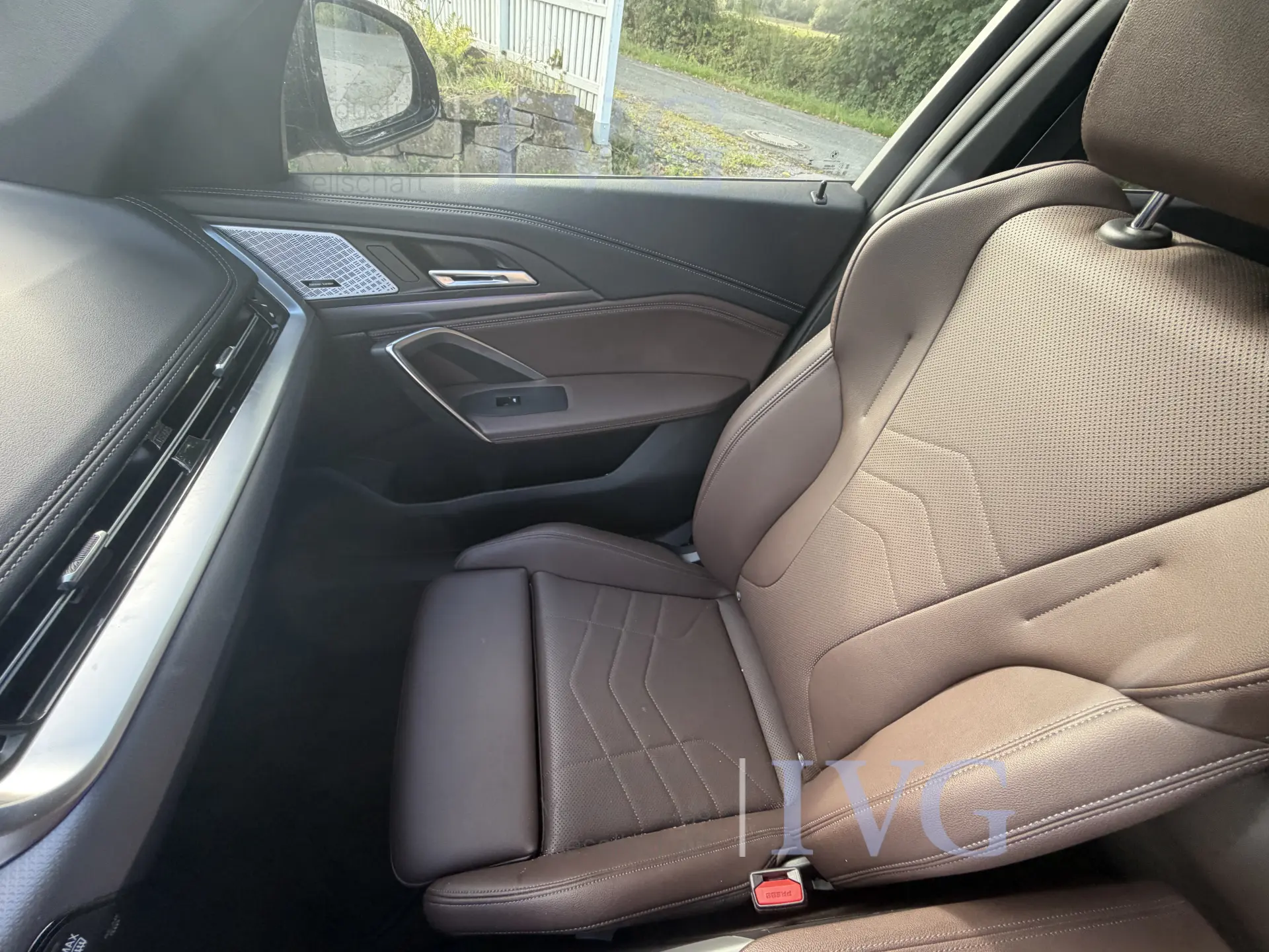 BMW iX1 xDrive30 stationwagen – foto 20 – kavel bij IVG, Bad Salzuflen