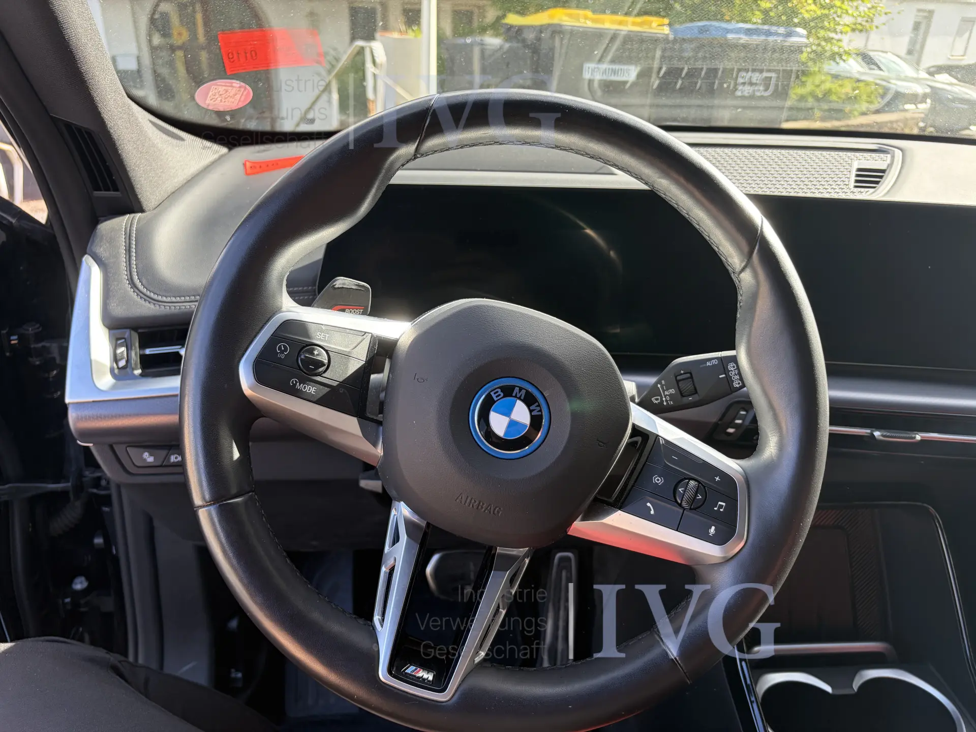 BMW iX1 xDrive30 stationwagen – foto 26 – kavel bij IVG, Bad Salzuflen