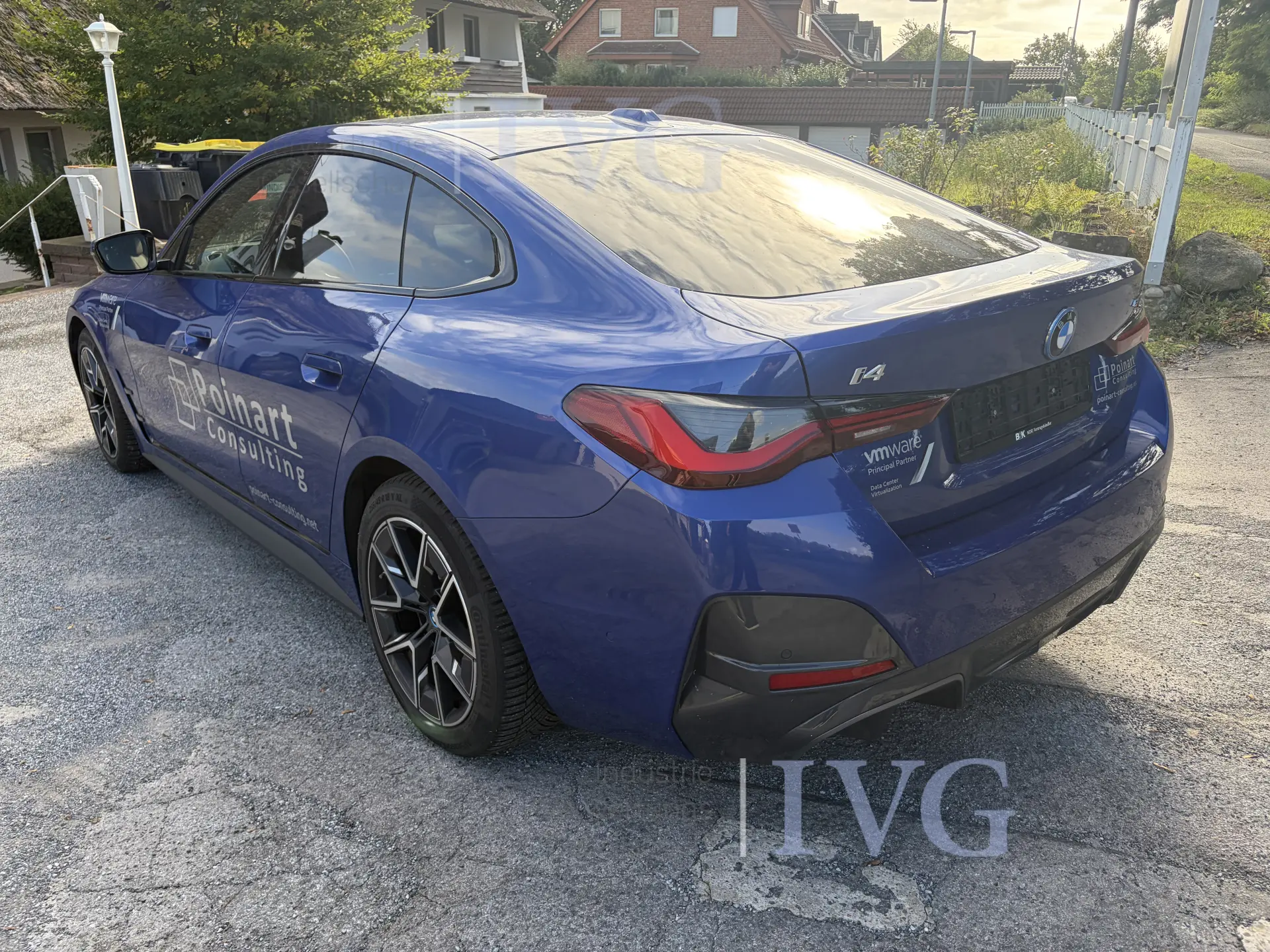 Limousine BMW i4 eDrive40 – foto 6 – kavel bij IVG, Bad Salzuflen