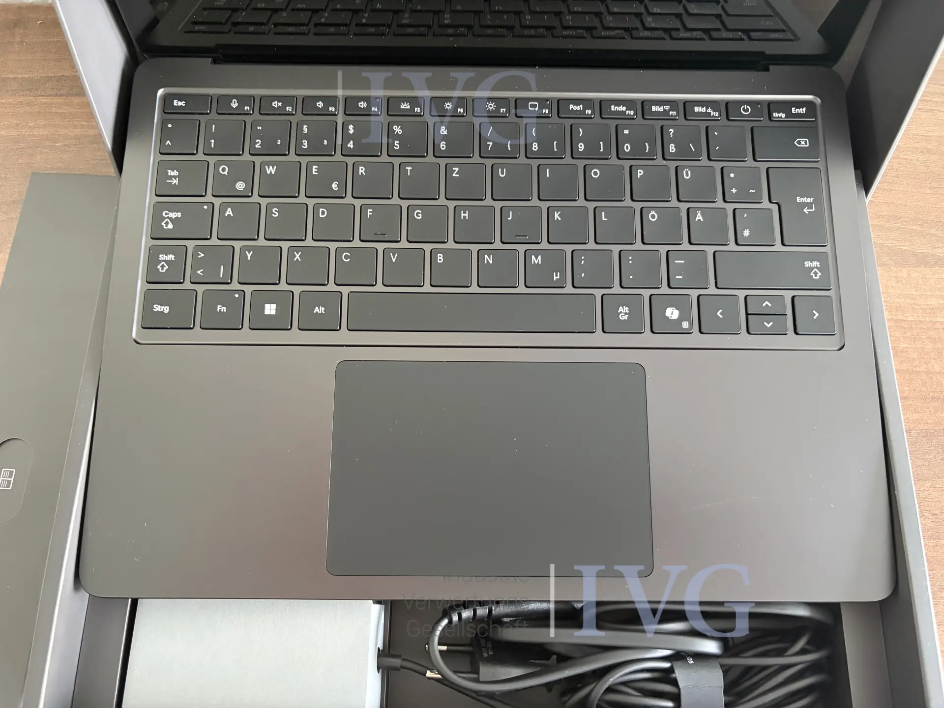Notebook MICROSOFT Surface 2036 – foto 6 – kavel bij IVG, Bad Salzuflen