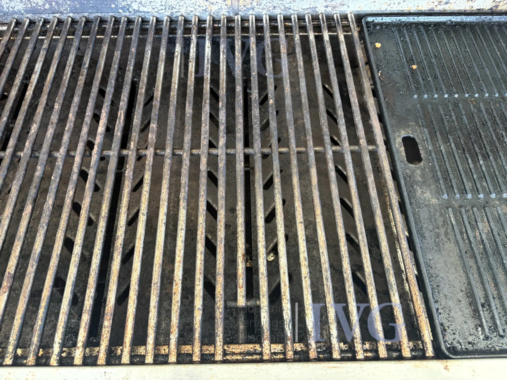 Gasbarbecue SANTOS P 618 – foto 18 – kavel bij IVG, Bad Salzuflen
